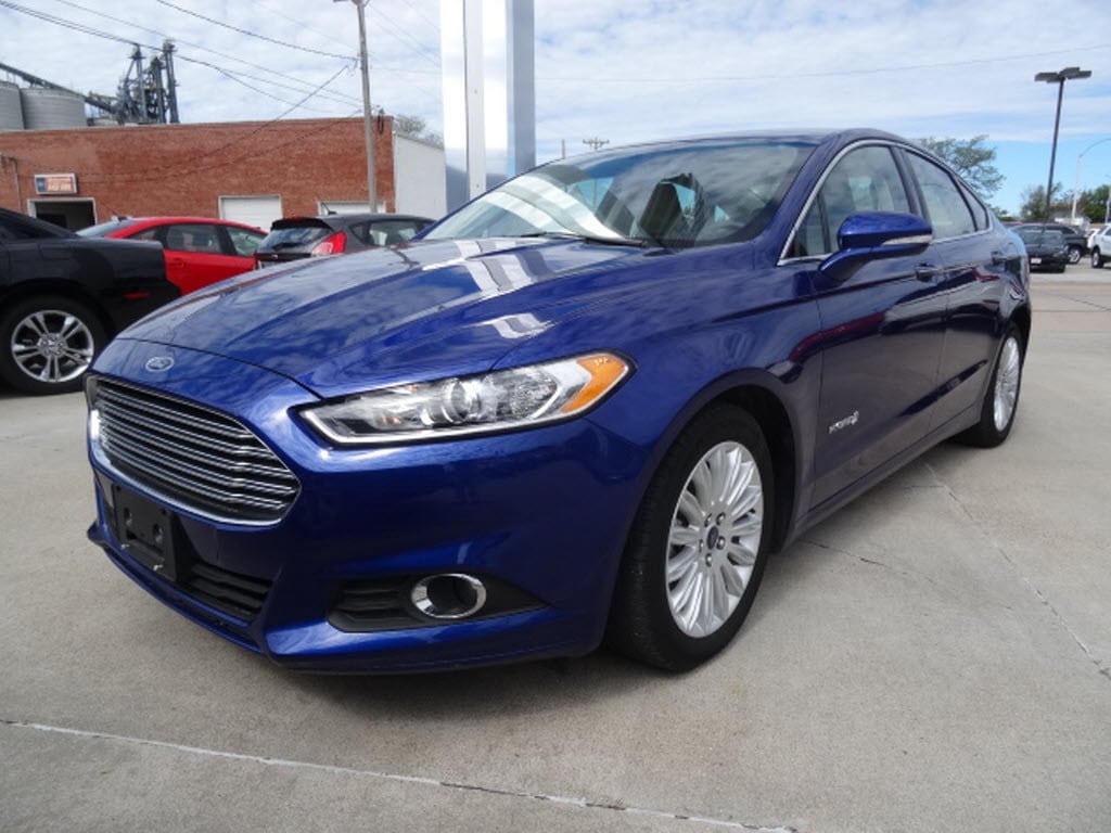 2015 Ford Fusion Hybrid SE