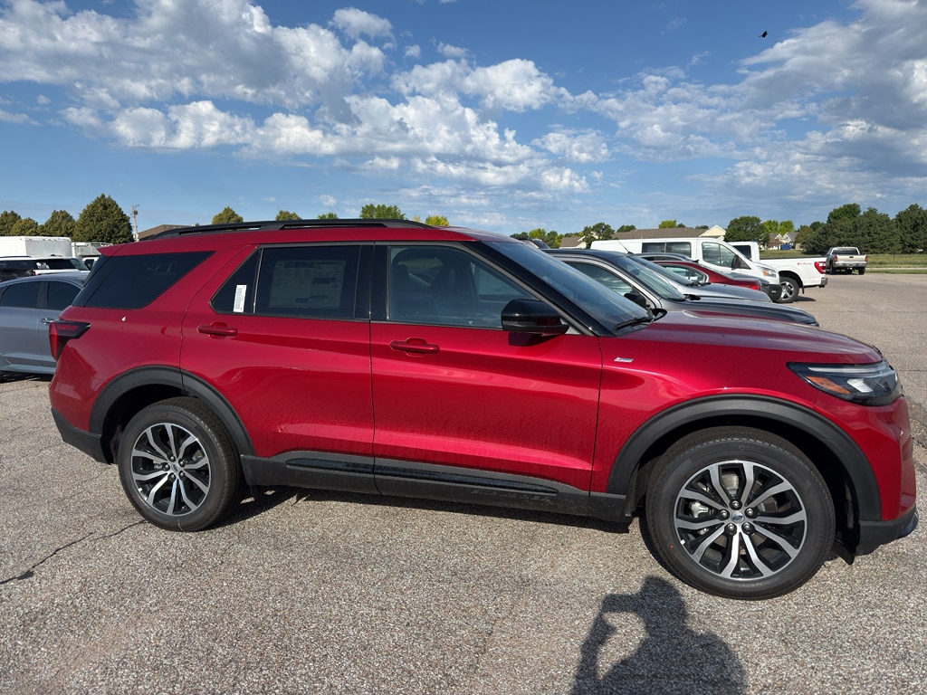New 2026 Ford Explorer ST-Line Wagon