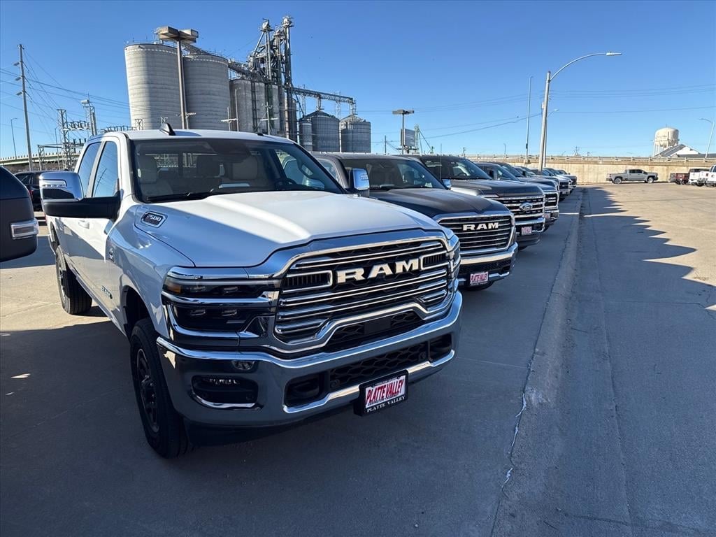 New 2025 Ram 2500 Laramie Crew CAB 4X4 64 BOX Pickup