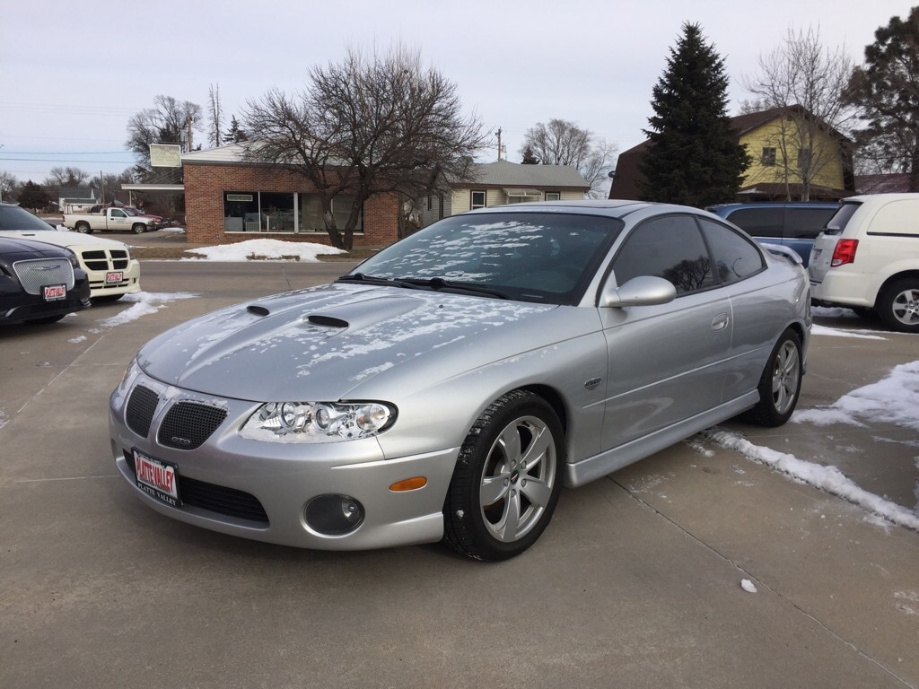 2004 Pontiac GTO Base