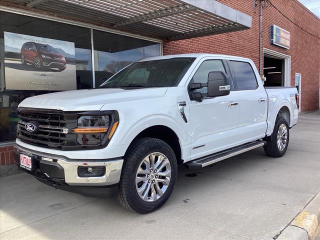 2025 Ford F-150 XLT photo 2