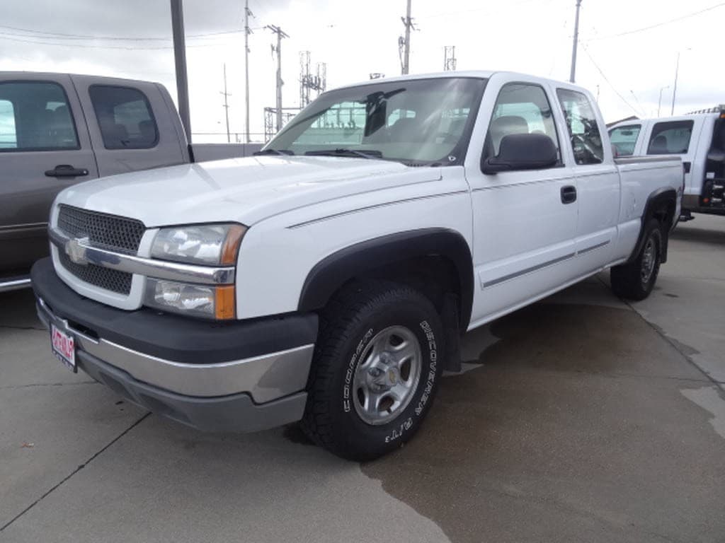2003 Chevrolet Silverado 1500 LS