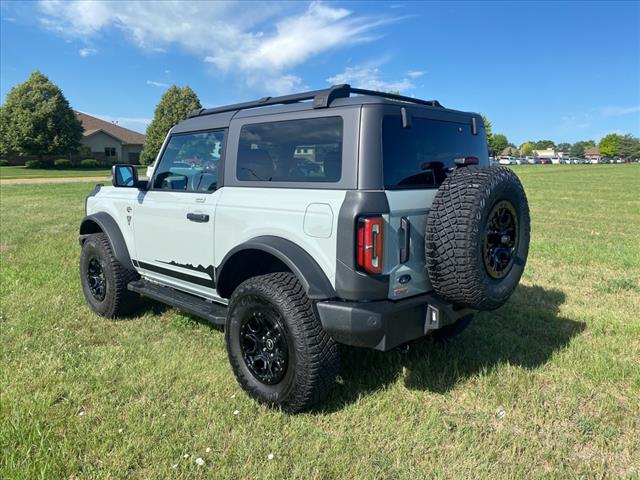 2022 Ford Bronco photo 3