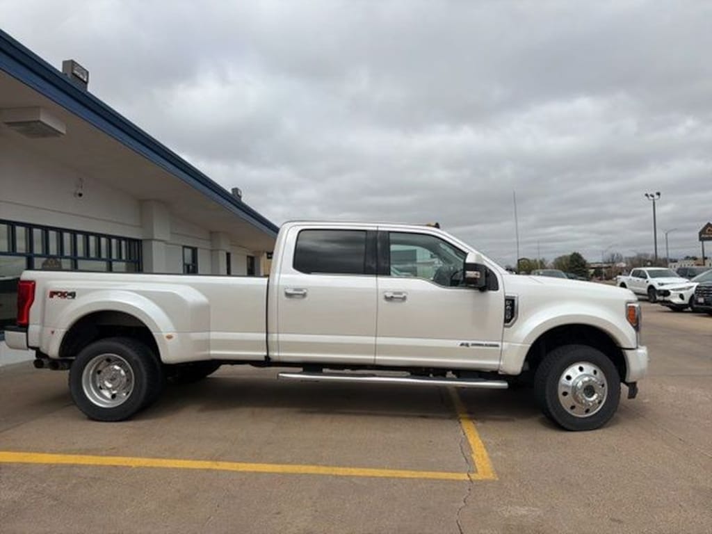 Used 2019 Ford F-450 Truck Crew Cab