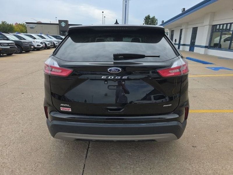 2024 Ford Edge SEL - Photo 6
