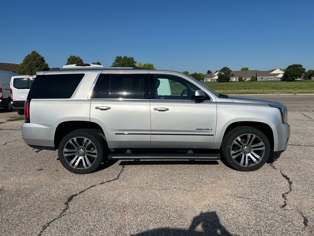 2020 Gmc Yukon Denali photo 4