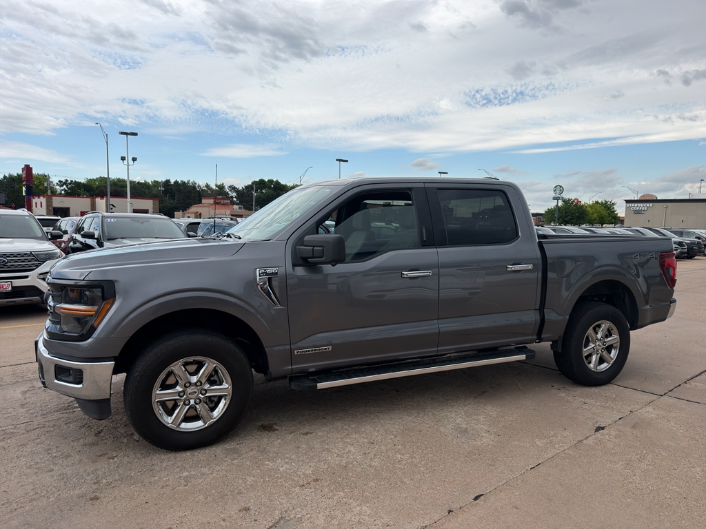 Used 2024 Ford F-150 XLT Truck SuperCrew Cab