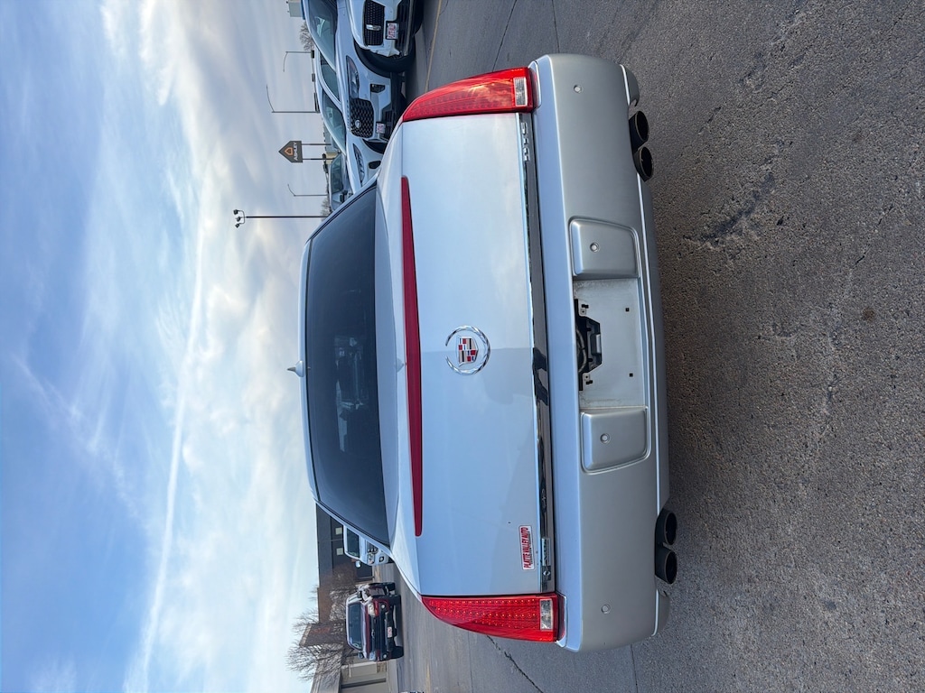 Used 2010 CADILLAC DTS