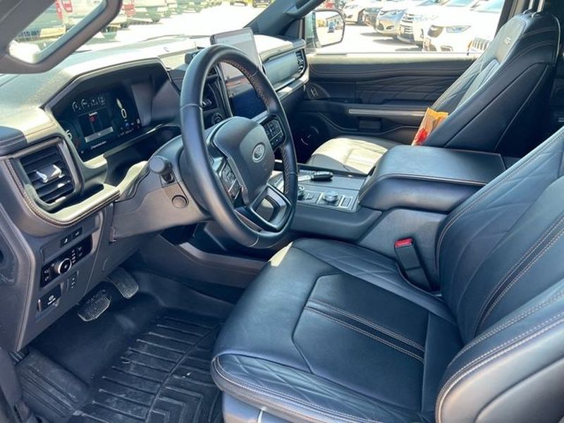 2024 Ford Expedition Platinum - Photo 12
