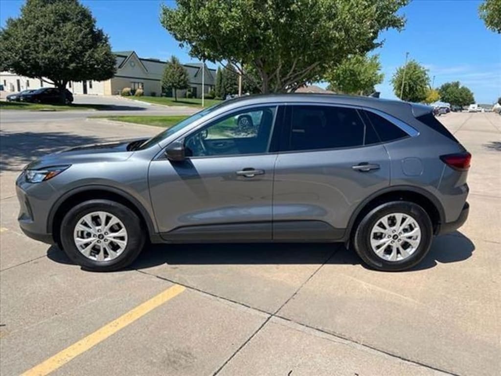 Used 2024 Ford Escape Active SUV