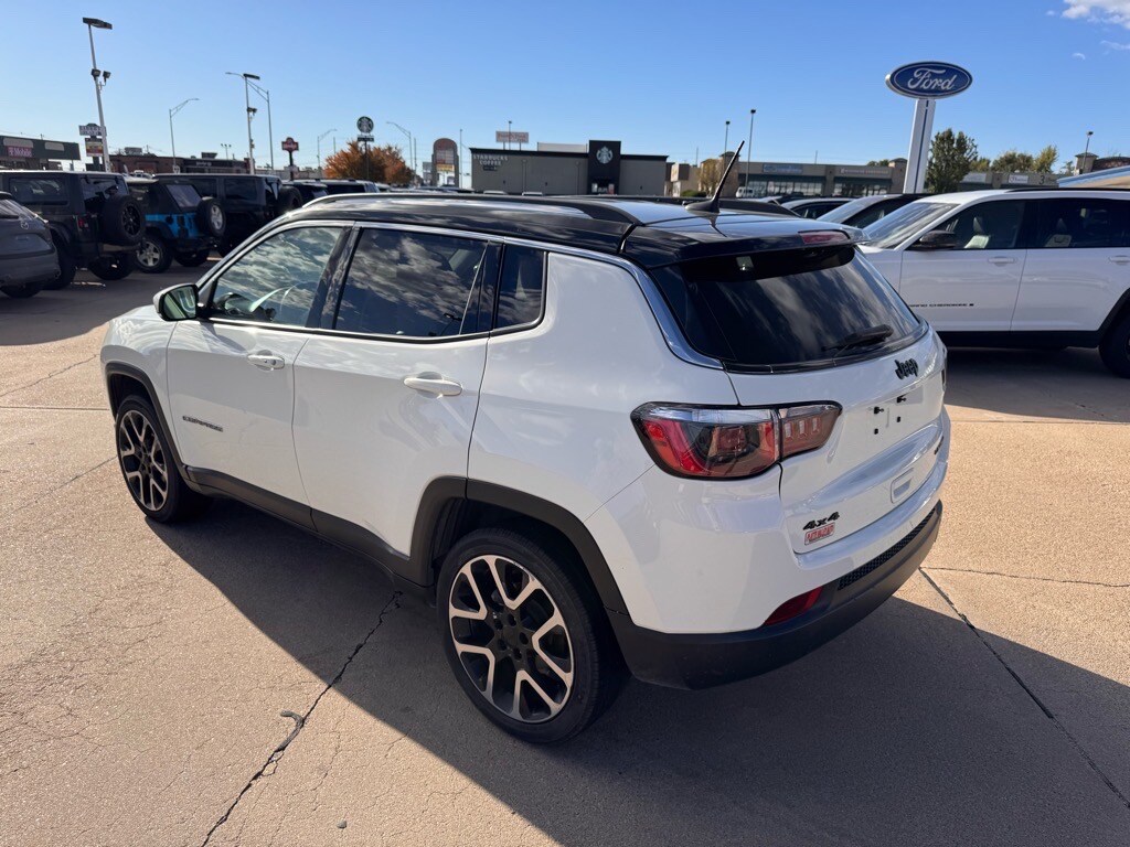 2018 Jeep Compass Limited photo 2