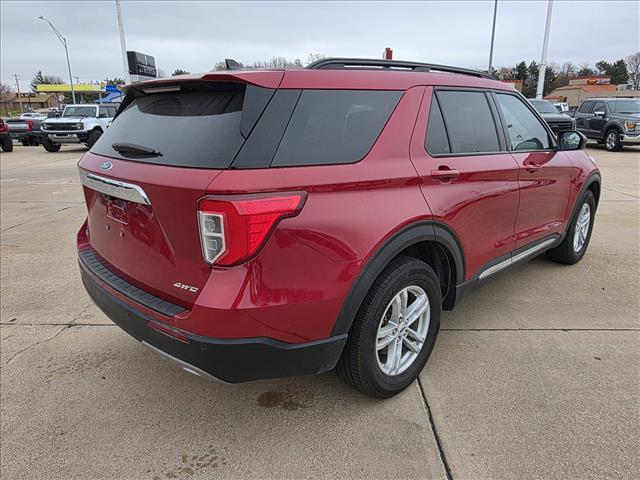 2023 Ford Explorer XLT photo 3