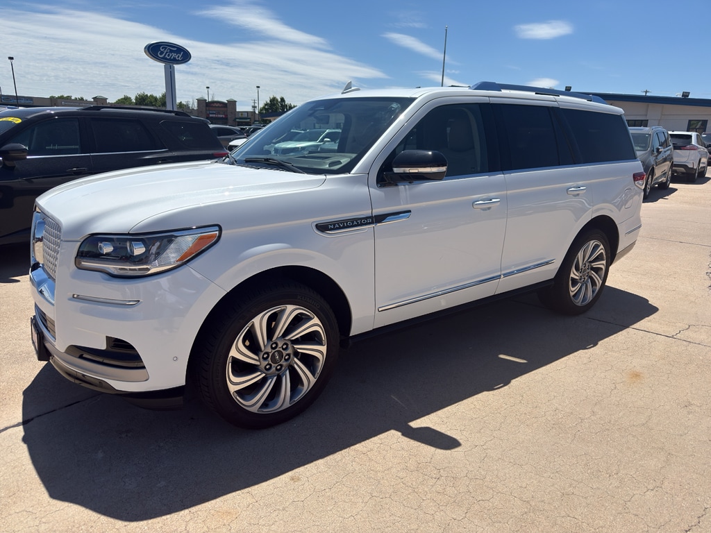 2022 Lincoln Navigator Reserve