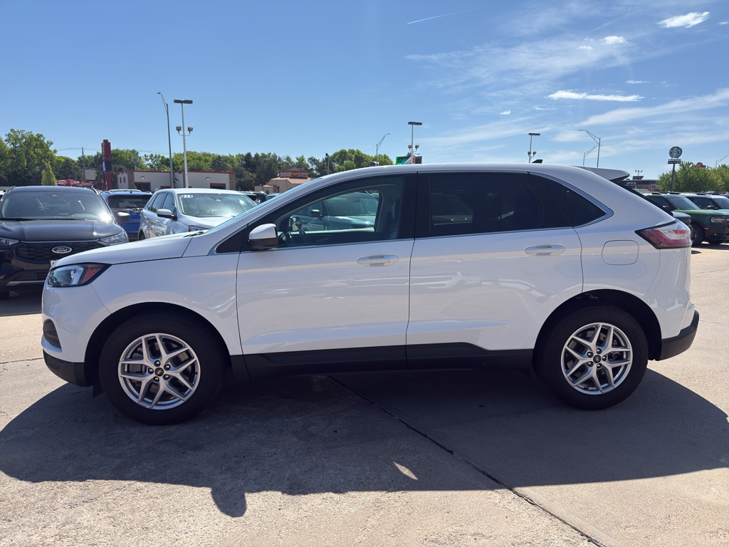 Used 2024 Ford Edge SUV