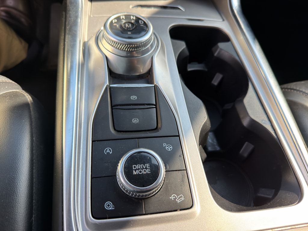 2020 Ford Explorer Platinum - Photo 12