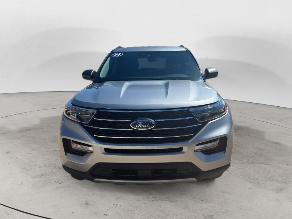 Used 2024 Ford Explorer XLT SUV