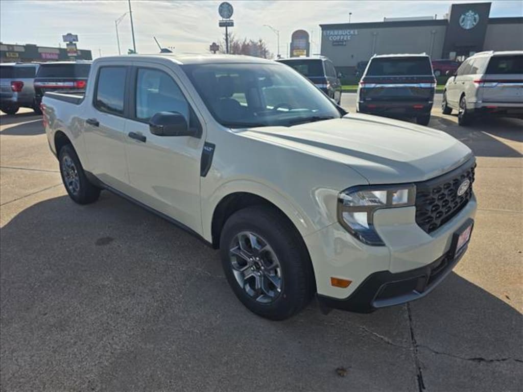 New 2025 Ford Maverick XLT Truck SuperCrew