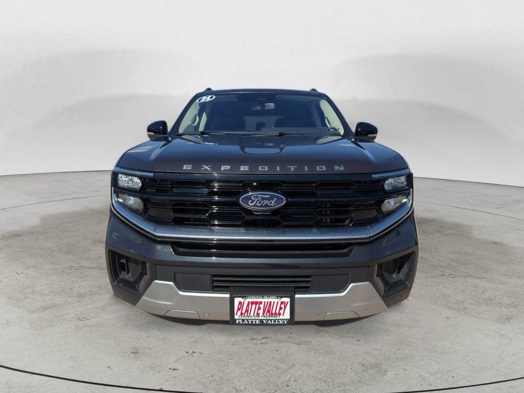 Used 2025 Ford Expedition Max Platinum SUV