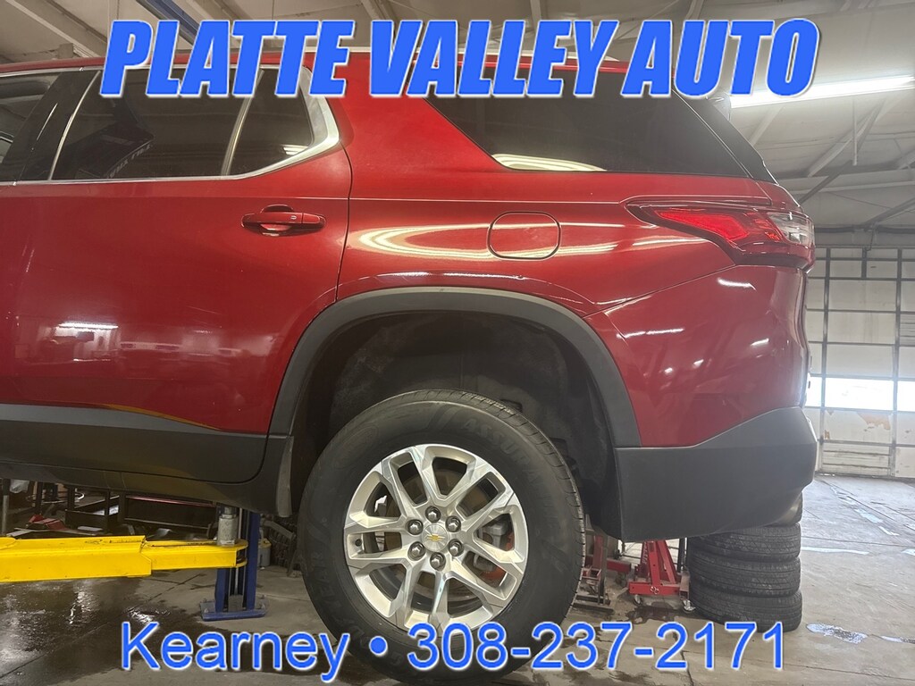 Used 2018 Chevrolet Traverse LT Cloth w/1LT SUV