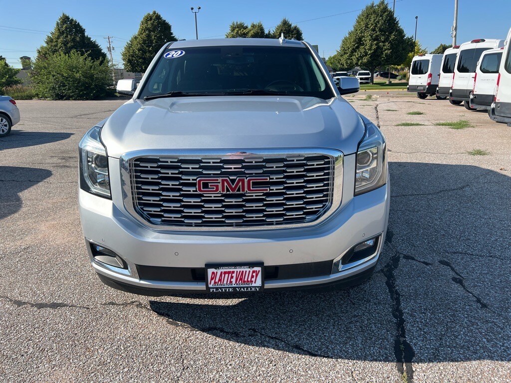 2020 Gmc Yukon Denali photo 2
