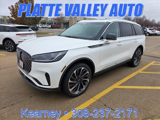 2025 Lincoln Aviator Reserve's photo
