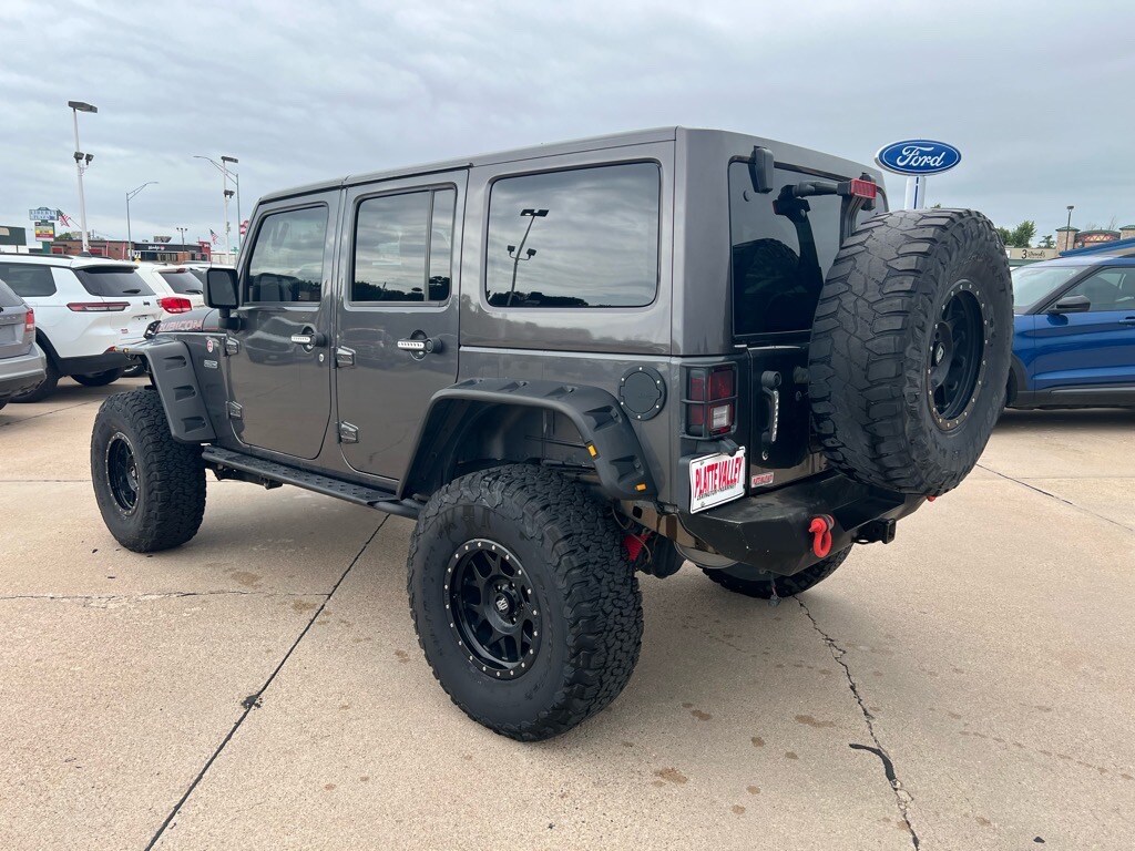 2017 Jeep Wrangler Unlimited Rubicon photo 3