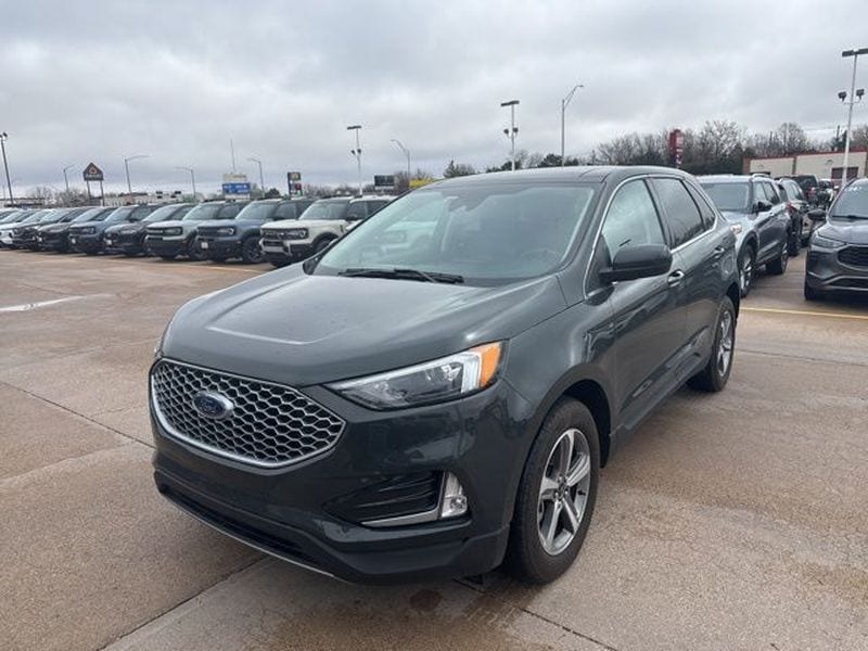 2023 Ford Edge