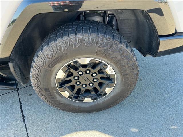 2023 Gmc Hummer EV Pickup photo 3