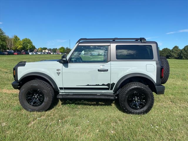 2022 Ford Bronco photo 2