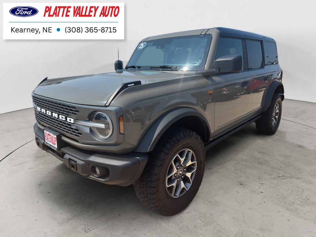 2025 Ford Bronco SUV 