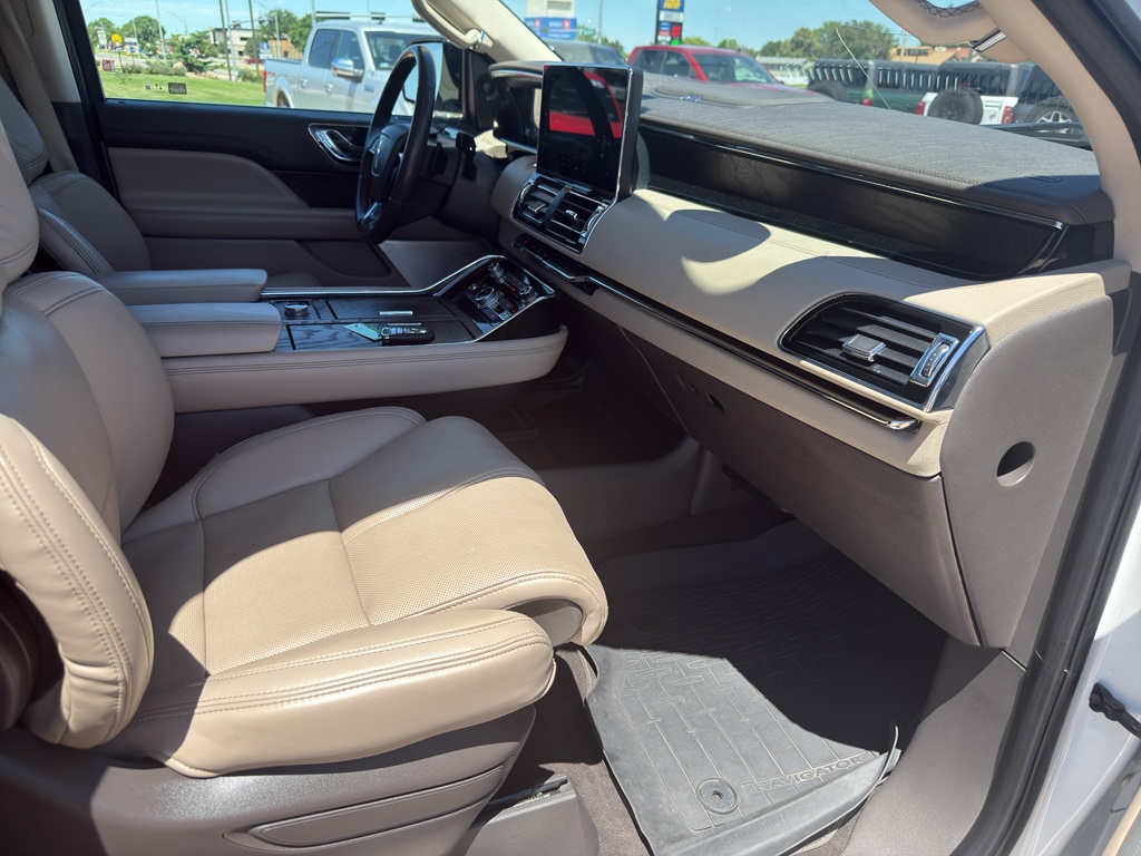 2022 Lincoln Navigator Reserve - Photo 6