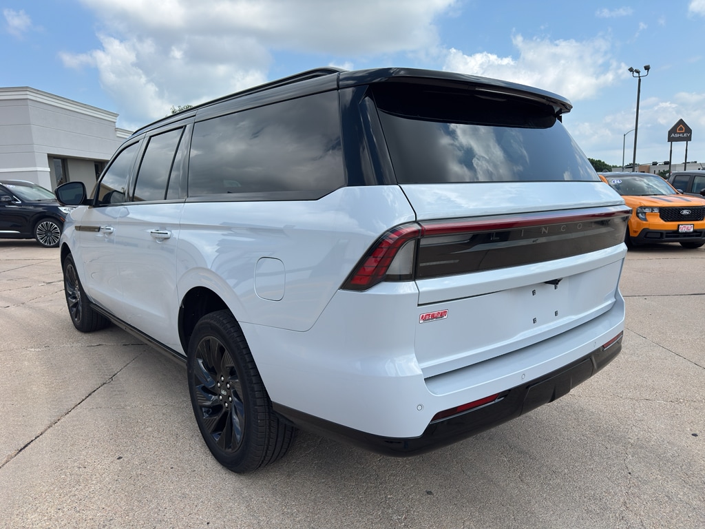 2026 Lincoln Navigator Reserve L - Photo 32