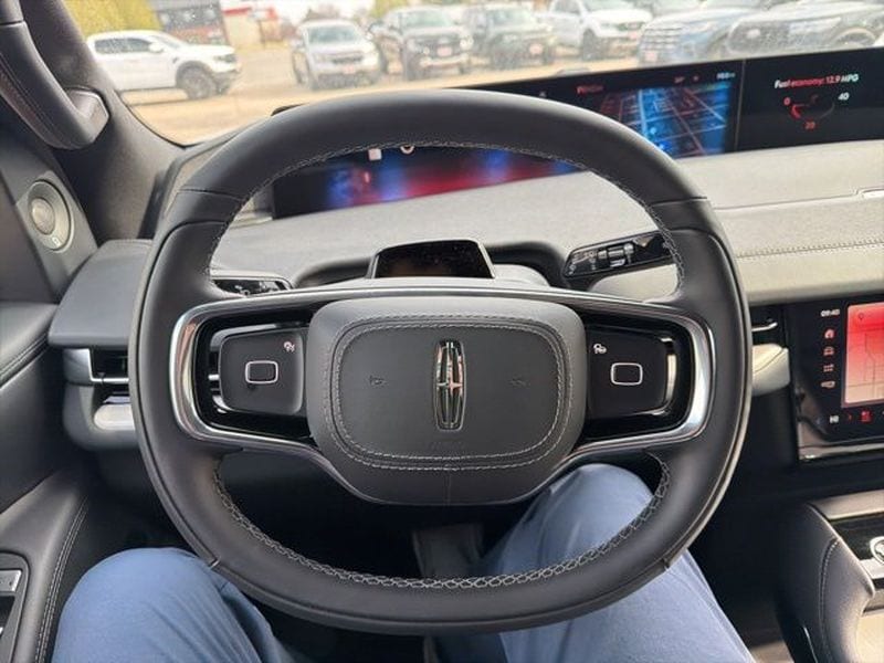 2026 Lincoln Navigator Reserve L - Photo 13