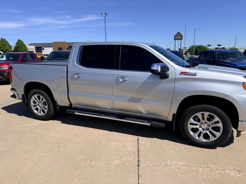 Used 2022 Chevrolet Silverado LTZ Cab; Crew