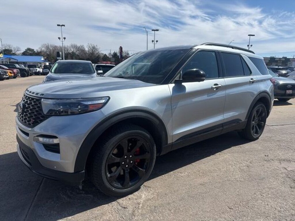 Used 2022 Ford Explorer ST SUV