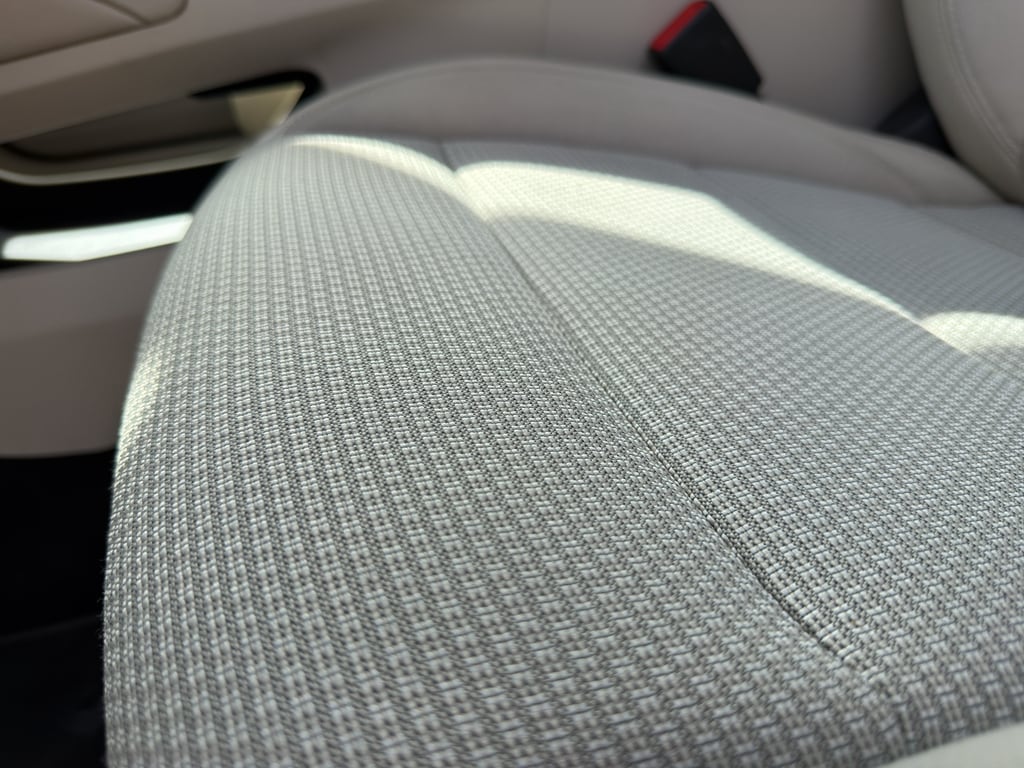 2021 Buick Envision Essence - Photo 10