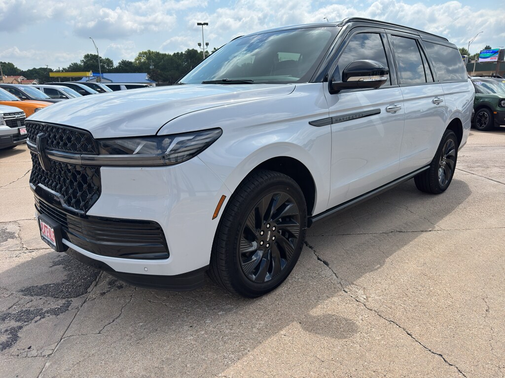 2026 Lincoln Navigator Reserve L - Photo 26