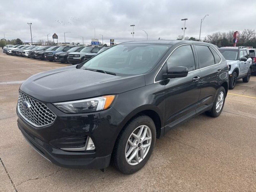 Used 2023 Ford Edge SEL SUV