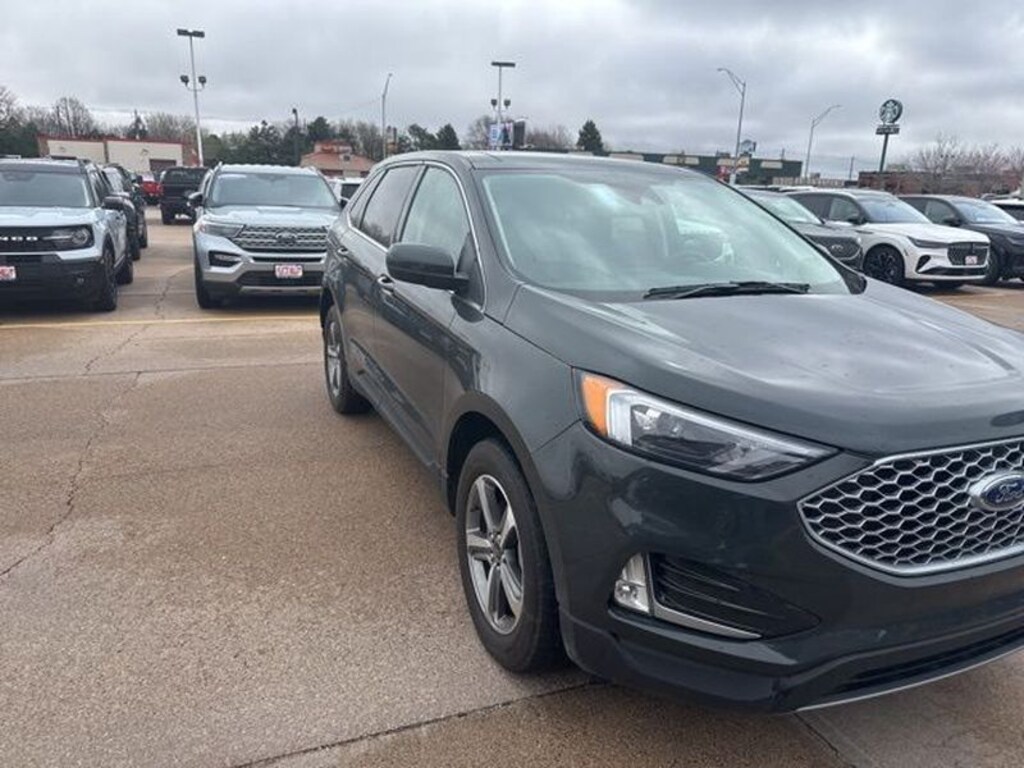 Used 2023 Ford Edge SEL SUV