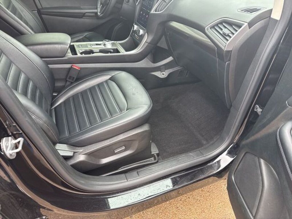 Used 2023 Ford Edge SEL SUV