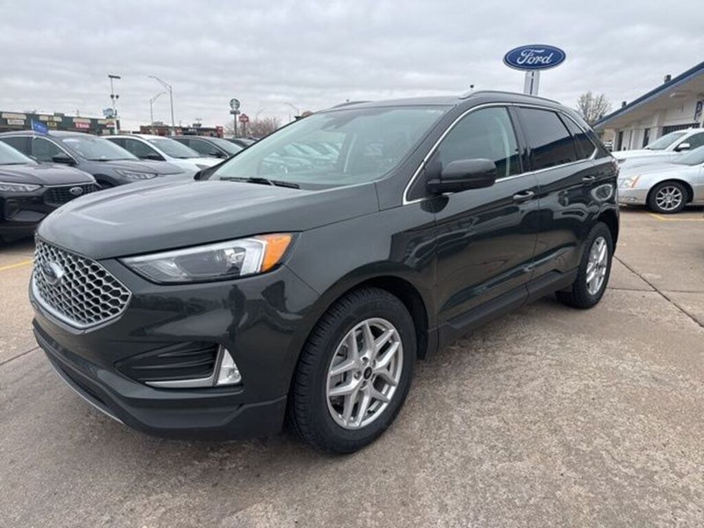 Used 2023 Ford Edge SEL SUV