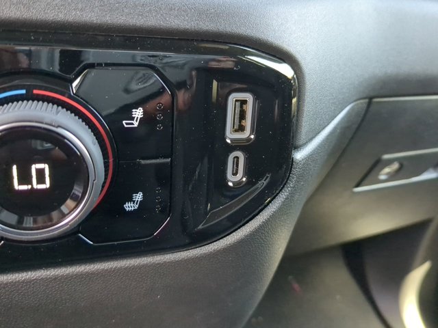 2023 Chevrolet Silverado 1500 LT - Photo 21