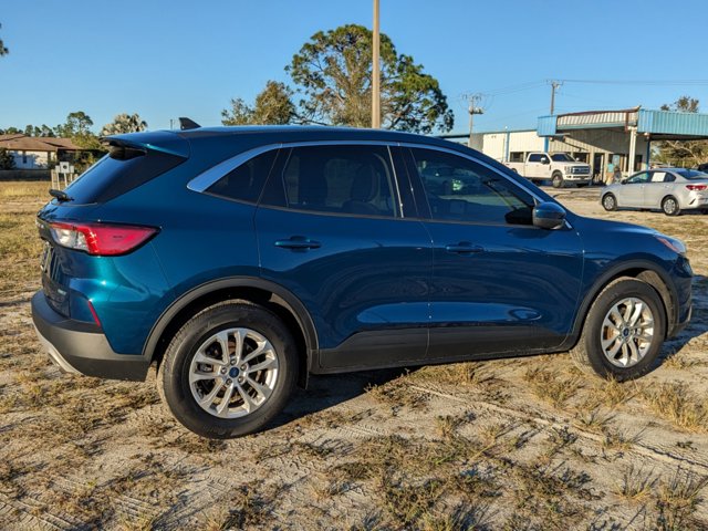 Used 2020 Ford Escape SE Sport Utility