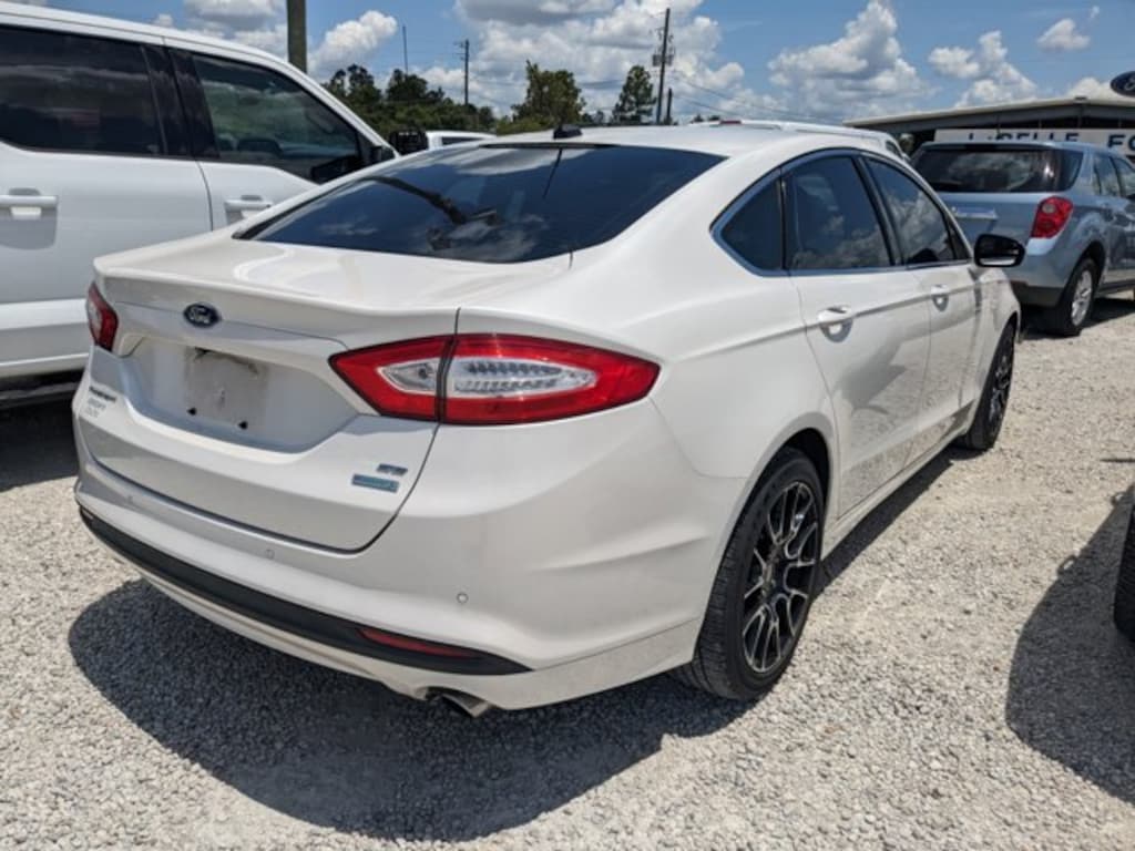 Used 2016 Ford Fusion SE Car