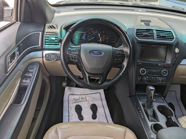 2016 Ford Explorer XLT - Photo 13