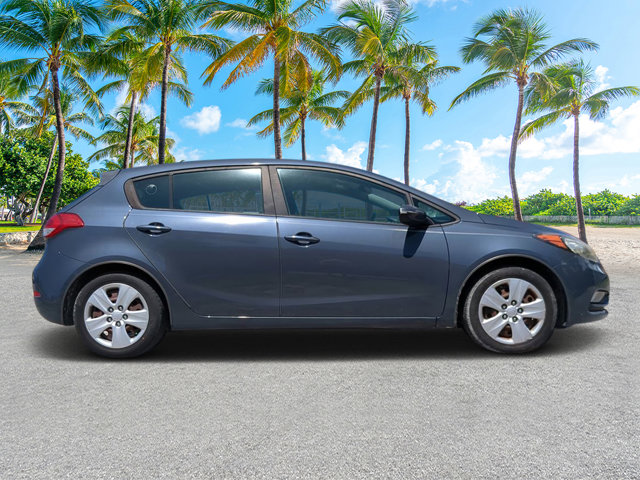Used 2016 Kia Forte 5-Door LX Hatchback