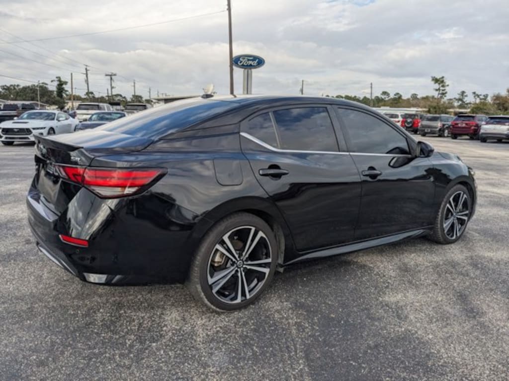 Used 2021 Nissan Sentra SR Car