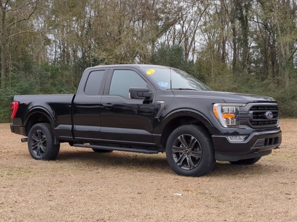 Used 2021 Ford F-150 XLT Extended Cab Pickup