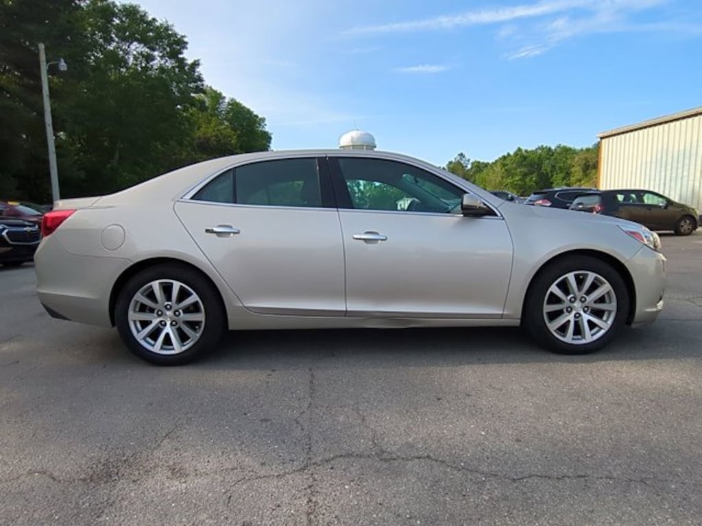 Used 2016 Chevrolet Malibu Limited LTZ Car