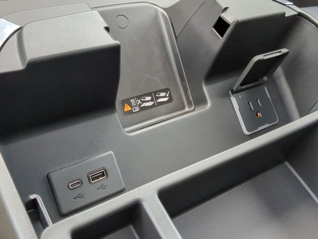 2024 Chevrolet Silverado 2500HD High Country - Photo 23